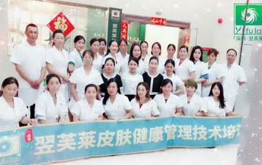 2017年7月學員畢業合影